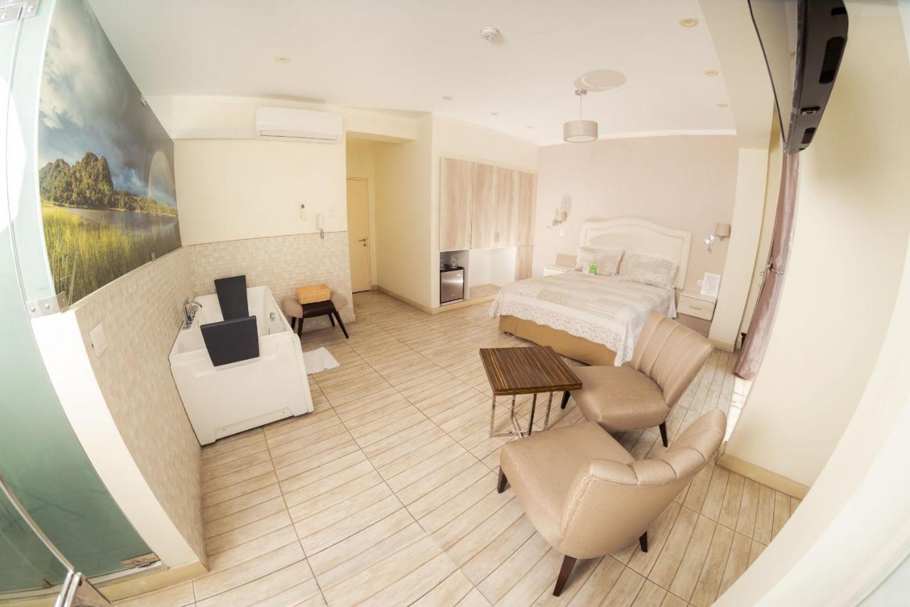 Hotel Natural Green Lounge Тінго-Марія Екстер'єр фото