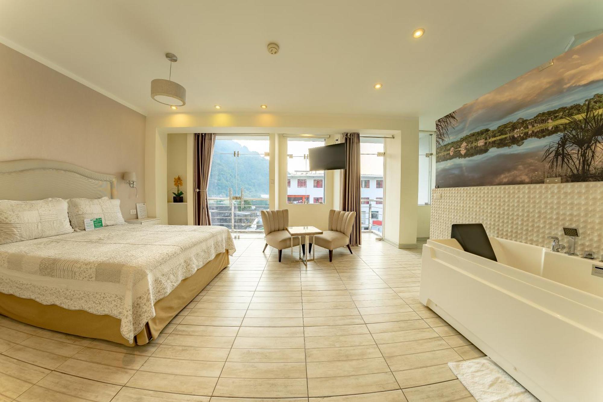 Hotel Natural Green Lounge Тінго-Марія Екстер'єр фото
